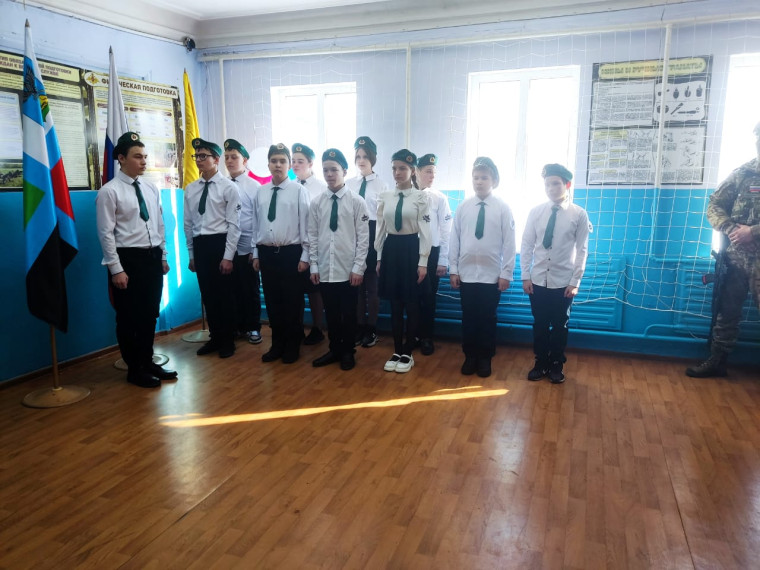 Открытие ваеннопатриотического клуба "Патриоты".